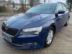 Blau Gebraucht 2016 Skoda Superb Kombi | 10.900 € (Guter Preis)