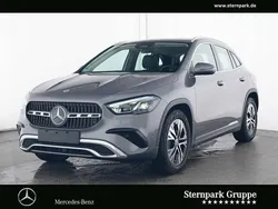 Grau Gebraucht 2024 Mercedes GLA180 Progressive SUV | 39.900 € (Etwas zu teuer)