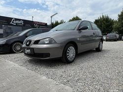 Grau Gebraucht 2003 Seat Ibiza Kleinwagen | 2.250 € (Etwas zu teuer)
