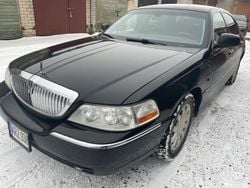 Schwarz Gebraucht 2009 Lincoln Town Car Limousine | 7.500 €
