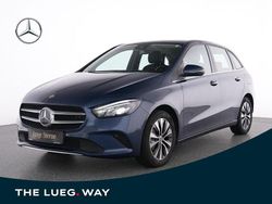 Blau Gebraucht 2022 Mercedes B250e Style Van / Kleinbus | 27.225 € (Fairer Preis)