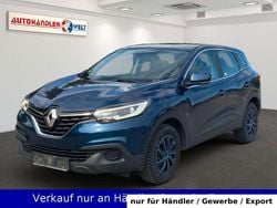 Blau Gebraucht 2016 Renault Kadjar Life SUV | 5.399 € (Superpreis)