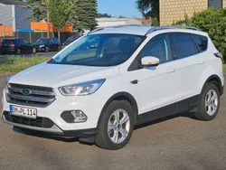 Weiß Gebraucht 2019 Ford Kuga SUV | 12.900 € (Guter Preis)
