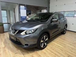 Grau Gebraucht 2015 Nissan Qashqai 360º SUV | 10.490 € (Fairer Preis)