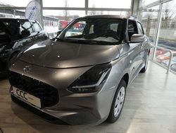 Schwarz Neu 2025 Suzuki Swift Club Limousine | 17.990 €