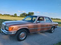 Gold Gebraucht 1978 Mercedes E280 Limousine | 18.900 €