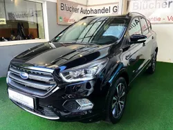 Shadow black (metallic) Gebraucht 2018 Ford Kuga ST-Line SUV | 18.950 € (Fairer Preis)