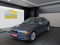 Blau Gebraucht 1998 BMW 320 Sport Line Limousine | 7.999 €