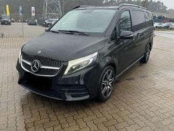 Schwarz Gebraucht 2019 Mercedes V250 Avantgarde Edition Van / Kleinbus | 36.500 € (Fairer Preis)