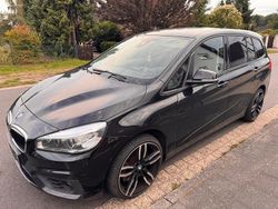 Schwarz Gebraucht 2015 BMW 220 Gran Tourer Van / Kleinbus | 11.000 € (Fairer Preis)