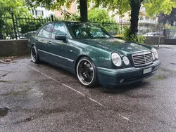 Grün Gebraucht 1998 Mercedes E55 AMG AMG Limousine | 17.000 € (Fairer Preis)