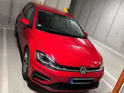 Rot Gebraucht 2017 VW Golf VII Highline Limousine | 11.500 € (Guter Preis)