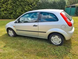 Silber Gebraucht 2005 Ford Fiesta Futura Kleinwagen | 640 € (Superpreis)