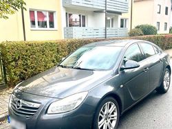 Grau Gebraucht 2010 Opel Insignia Limousine | 1.750 € (Superpreis)