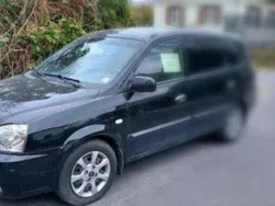 Schwarz Gebraucht 2006 Kia Carens 2 Van / Kleinbus | 899 € (Guter Preis)