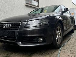 Schwarz Gebraucht 2011 Audi A4 Attraction Kombi | 5.550 € (Guter Preis)