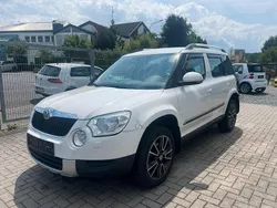 Weiß Gebraucht 2013 Skoda Yeti Adventure SUV | 6.300 € (Etwas zu teuer)