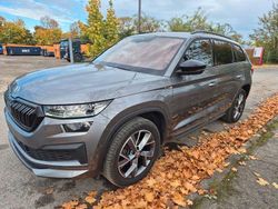 Grau Gebraucht 2022 Skoda Kodiaq SportLine SUV | 27.800 € (Fairer Preis)