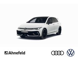 Pure white Gebraucht 2025 VW Golf VIII Black Edition Limousine | 72.240 €