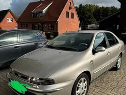 Silber Gebraucht 1997 Fiat Marea Limousine | 1.500 €