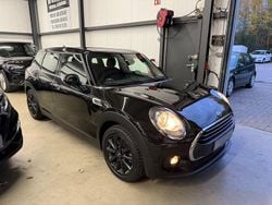Schwarz Gebraucht 2018 Mini Clubman Kombi | 17.990 € (Teuer)