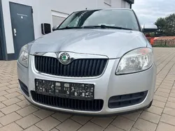 Silber Gebraucht 2008 Skoda Fabia Ambiente Limousine | 1.850 € (Guter Preis)