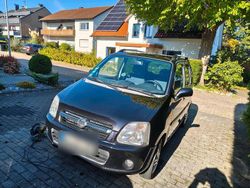 Schwarz Gebraucht 2007 Opel Agila Kleinwagen | 2.000 € (Etwas zu teuer)