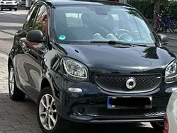 Schwarz Gebraucht 2015 Smart ForFour Limousine | 7.300 € (Fairer Preis)