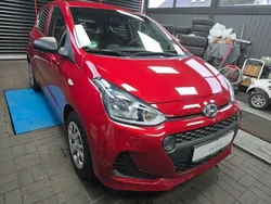 Rot Gebraucht 2017 Hyundai i10 Kleinwagen | 8.990 € (Fairer Preis)