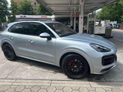 Grau Gebraucht 2022 Porsche Cayenne GTS SUV | 86.500 € (Fairer Preis)