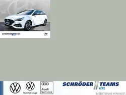 Serenity white Gebraucht 2024 Hyundai i30 Advantage Kombi | 21.990 € (Fairer Preis)