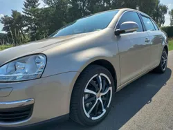 Beige Gebraucht 2006 VW Jetta Comfortline Limousine | 5.970 € (Etwas zu teuer)