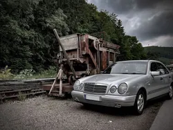 Silber Gebraucht 1995 Mercedes E200 Classic Limousine | 4.400 €