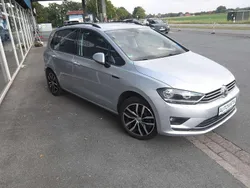Silber (metallic) Gebraucht 2015 VW Golf VII LOUNGE Kombi | 13.700 € (Teuer)