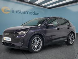 Violett Gebraucht 2025 Audi Q4 e-tron SUV | 48.349 €