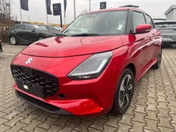 Burning red pearl metallic Neu 2024 Suzuki Swift Comfort+ Kleinwagen | 17.690 €