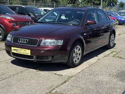 Rot Gebraucht 2001 Audi A4 Limousine | 2.990 € (Etwas zu teuer)