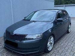 Grau Gebraucht 2017 Skoda Rapid Active Limousine | 5.500 € (Etwas zu teuer)