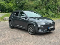 Grau Gebraucht 2020 Hyundai Kona Premium SUV | 20.700 € (Guter Preis)