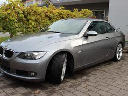 Grau Gebraucht 2008 BMW 320 Cabriolet Cabrio | 6.500 € (Etwas zu teuer)