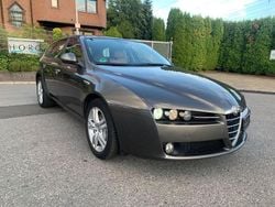 Grau Gebraucht 2009 Alfa Romeo 159 Turismo Kombi | 13.499 €