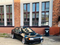 Schwarz Gebraucht 1991 Opel Kadett Limousine | 17.888 €