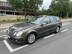 Grau Gebraucht 2009 Mercedes E220 Elegance Kombi | 3.000 € (Superpreis)