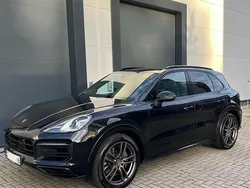 Schwarz Gebraucht 2019 Porsche Cayenne S Chrono SUV | 67.800 € (Fairer Preis)
