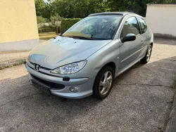 Grau Gebraucht 2005 Peugeot 206 Kleinwagen | 1.999 € (Etwas zu teuer)