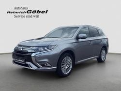 Grau Gebraucht 2020 Mitsubishi Outlander P-HEV Top SUV | 22.990 € (Etwas zu teuer)