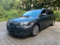 Grau Gebraucht 2006 Toyota Avensis Kombi | 2.499 € (Superpreis)