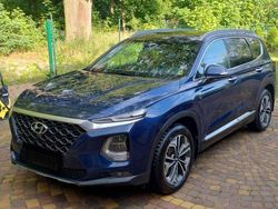 Blau Gebraucht 2019 Hyundai Santa Fe Premium SUV | 27.000 €
