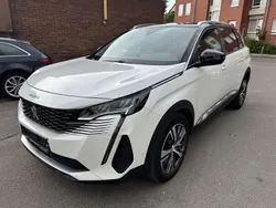 Lack weiss perlglänzend/metall Gebraucht 2021 Peugeot 5008 Allure Van / Kleinbus | 23.900 € (Fairer Preis)