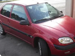 Rot metallic Gebraucht 2001 Citroën Saxo Kleinwagen | 3.000 €